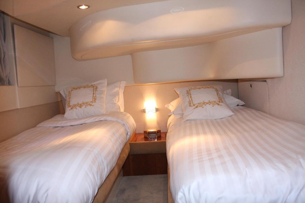 Porto Private Yacht- Accommodation Douro River ภายนอก รูปภาพ