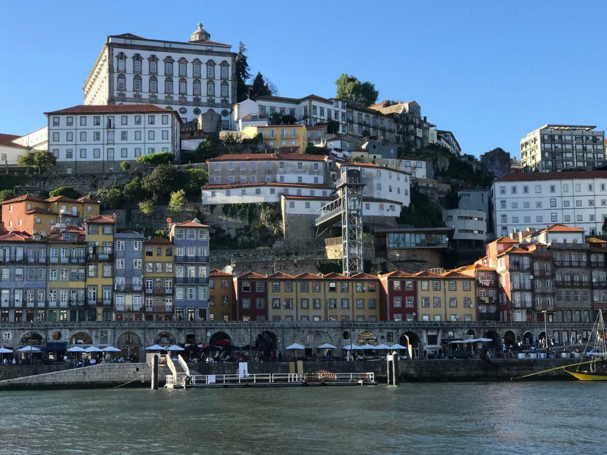 Porto Private Yacht- Accommodation Douro River ภายนอก รูปภาพ