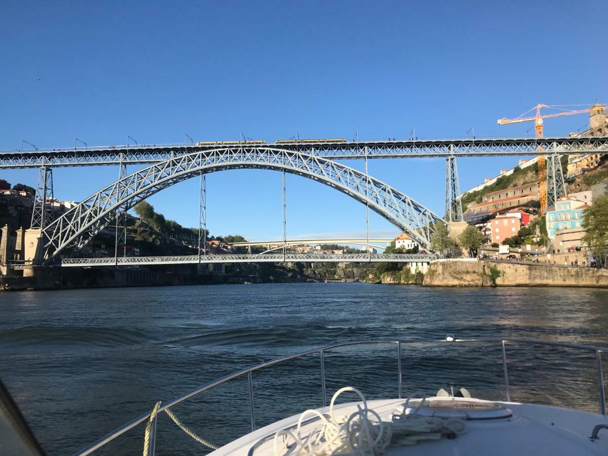 Porto Private Yacht- Accommodation Douro River ภายนอก รูปภาพ